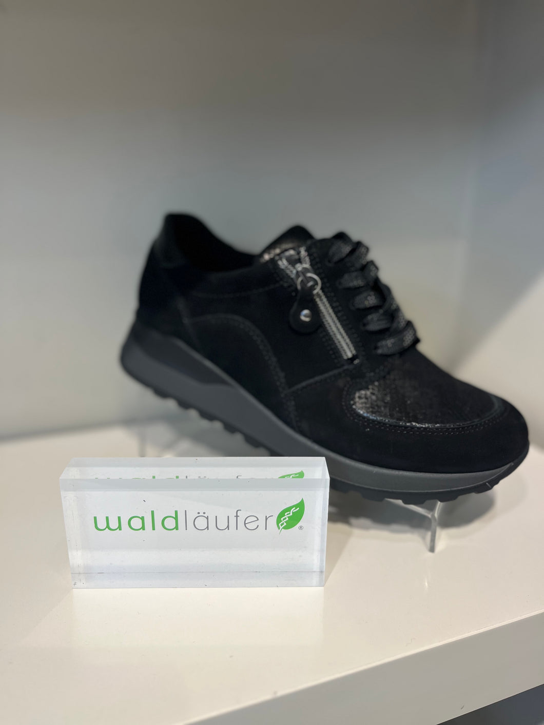 Waldlaufer Hiroko H64007 black