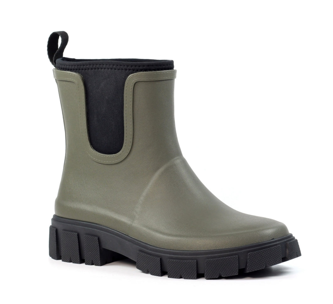 Lazy Dogz green wellies