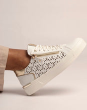 Load image into Gallery viewer, Lunar Ciara White Trainer
