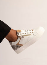 Load image into Gallery viewer, Lunar Presley White Trainer
