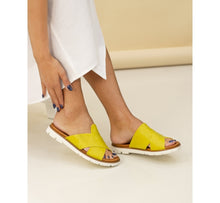 Load image into Gallery viewer, Lunar Chloe mule lime
