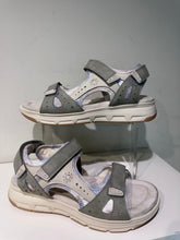 Load image into Gallery viewer, Relife Velcro walking sandal khaki

