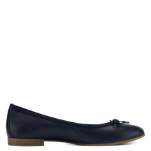 Load image into Gallery viewer, Tamaris leather navy pump
