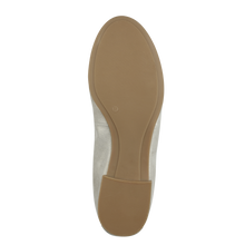 Load image into Gallery viewer, Tamaris cashmere Leather pump
