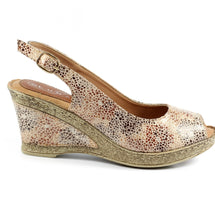 Load image into Gallery viewer, Lunar Doretta Beige Wedge Sandal
